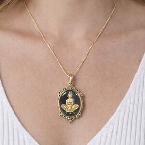 Vintage Gold Tone Buddha Cameo Pendant Necklace Black Oval Medallion